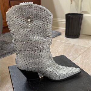 Sparkling Silver Women's Heeled Boots